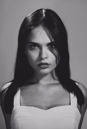 Alona