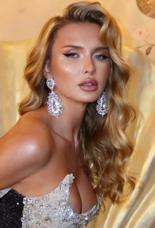Alyona  
