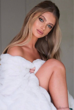 Michaela 